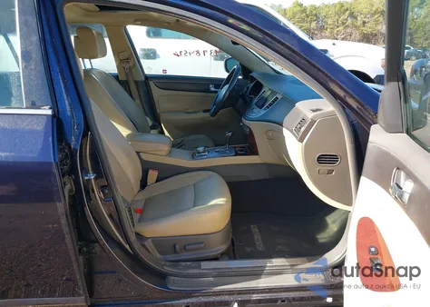 2012 Hyundai Genesis 3.8 from USA, damaged, VIN KMHGC4DD1CU171780